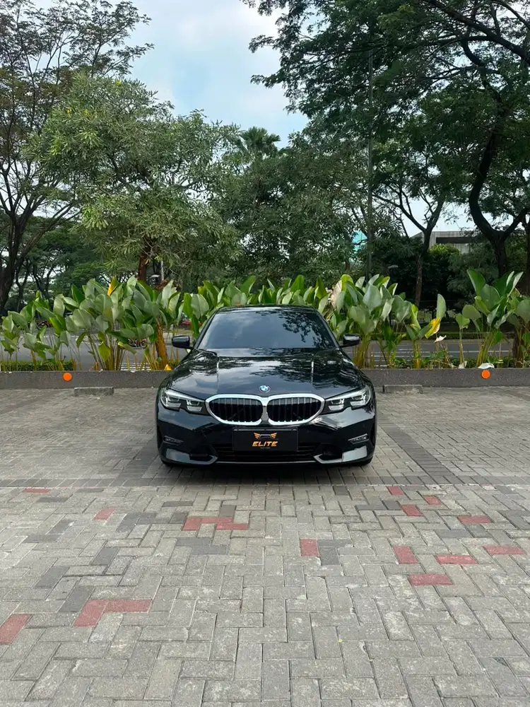 BMW 320i Dynamic G20 2021 On Warranty