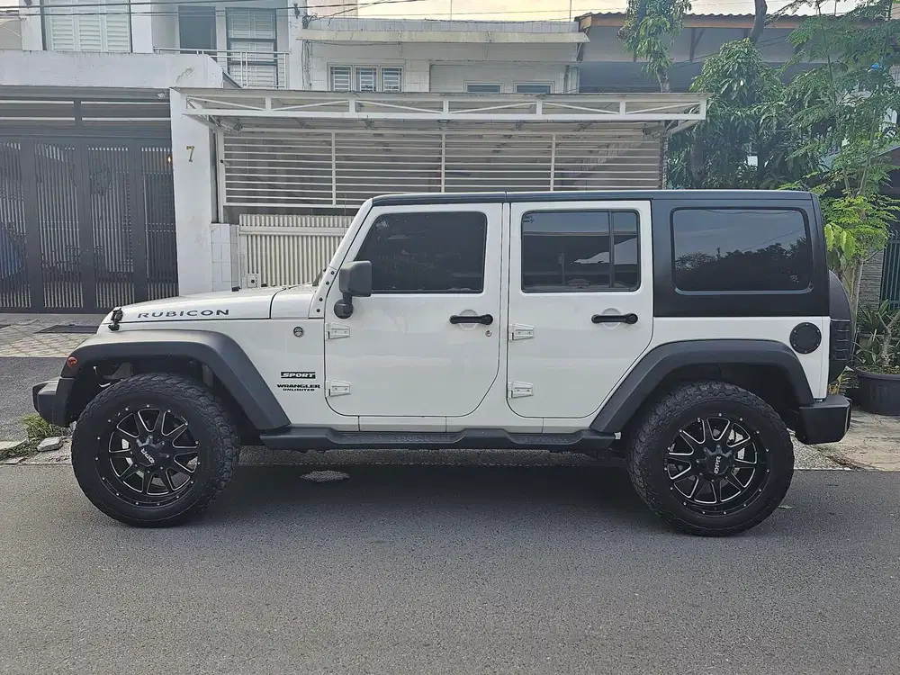 Jeep Wrangler Unlimited 2012 Bensin