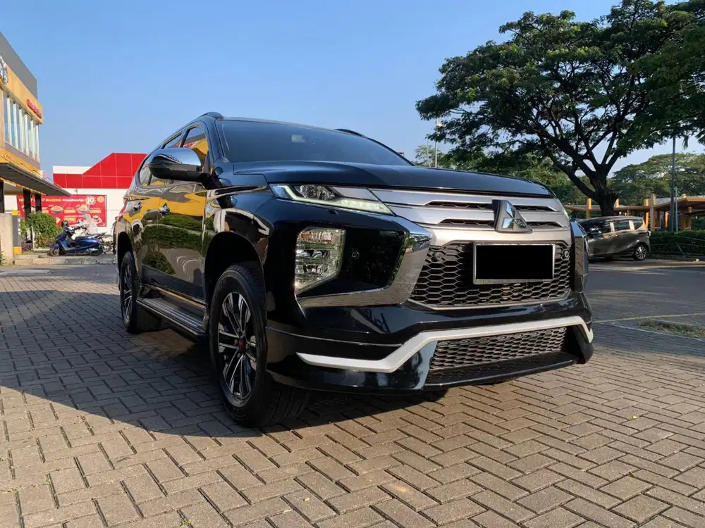 MITSUBISHI PAJERO DAKAR 2.4 AT MATIC 2021 HITAM SUNROOF
