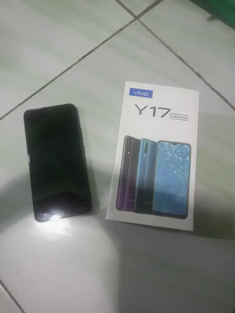 Jual HP Vivo Y17 Refurbished