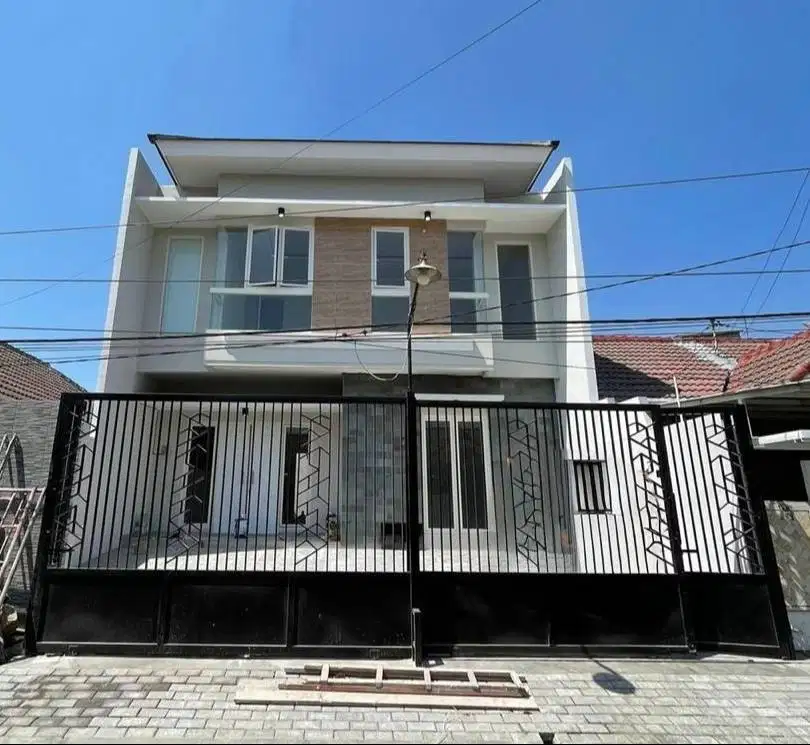 Rumah Di Sutorejo Prima Utara Surabaya 2 Lantai Bagus Siap Huni