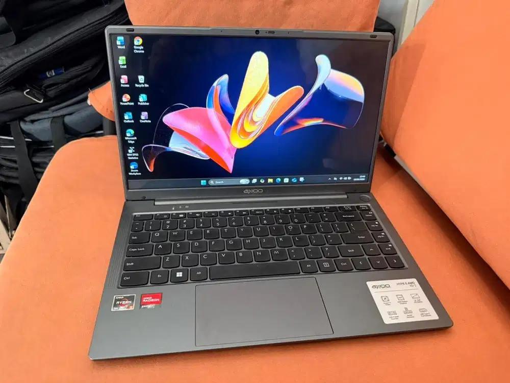 Laptop Desain Axioo Hype 5 X5 - 2 Ryzen 5 7430U Ram 16