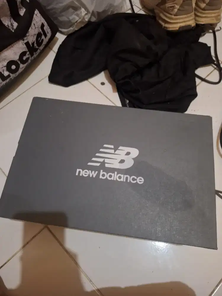 Di jual NEW BALANCE 530 NEW