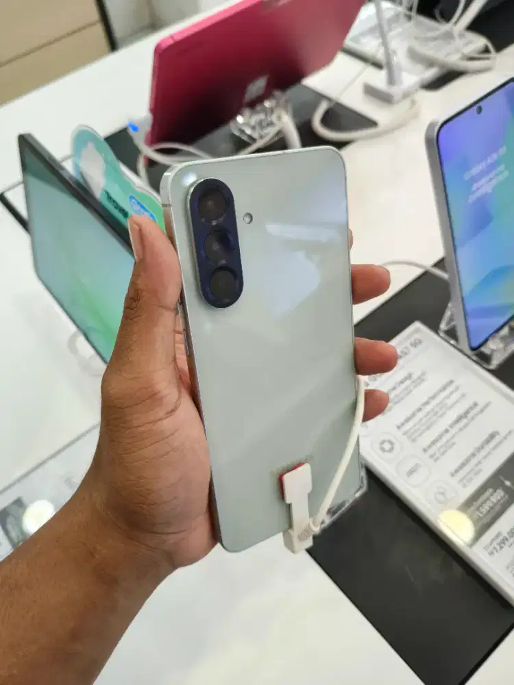 Dapatkan HP Impian kamu dengan Mudah