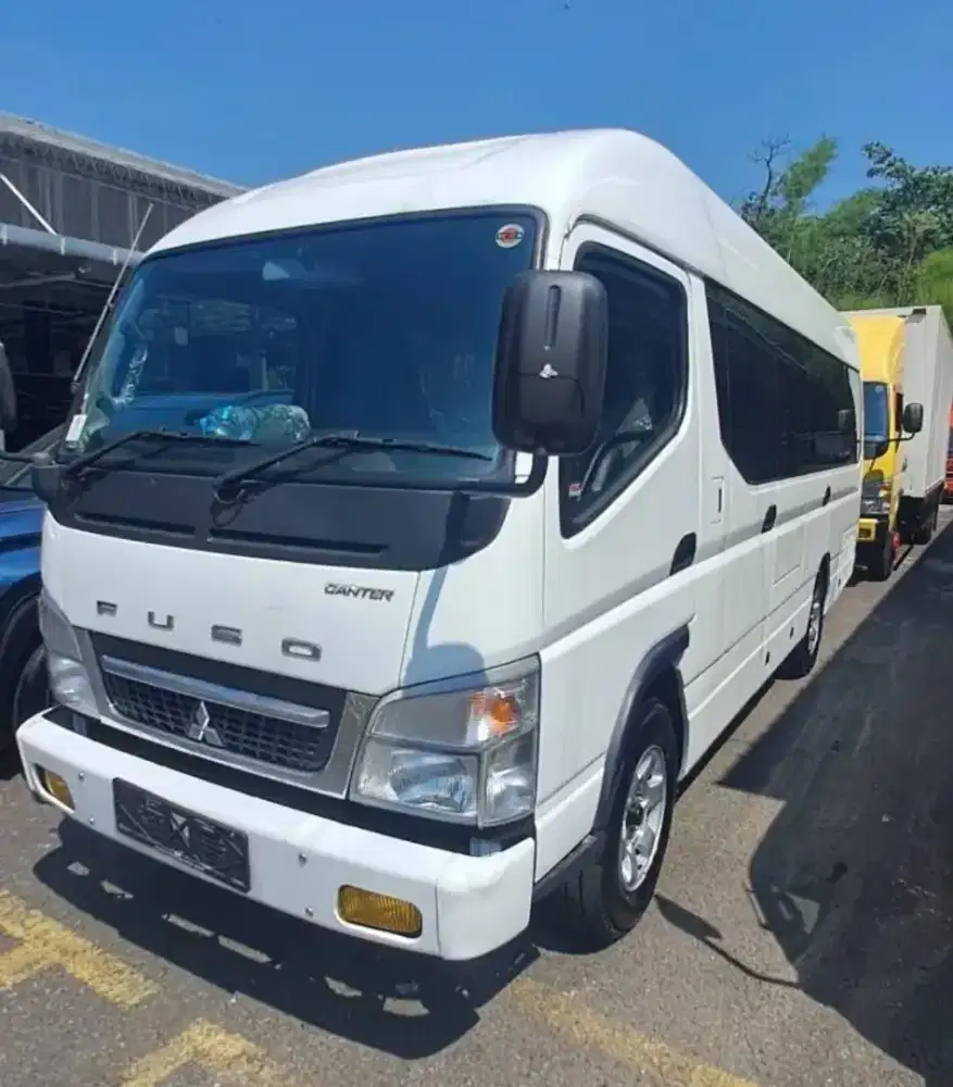MITSUBISHI colt 2009