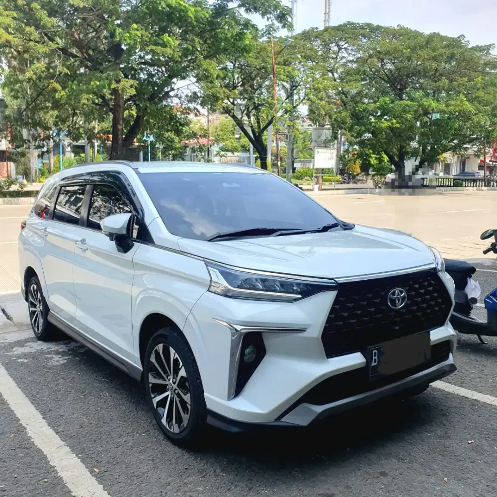 Full orisinil ! Toyota Veloz q tss at 2022 bukan 2023