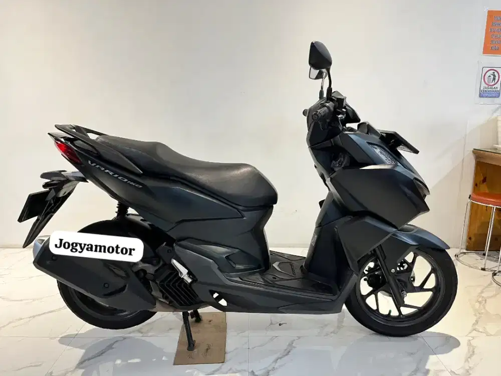 3 - NEW VARIO 160 CBS 2023