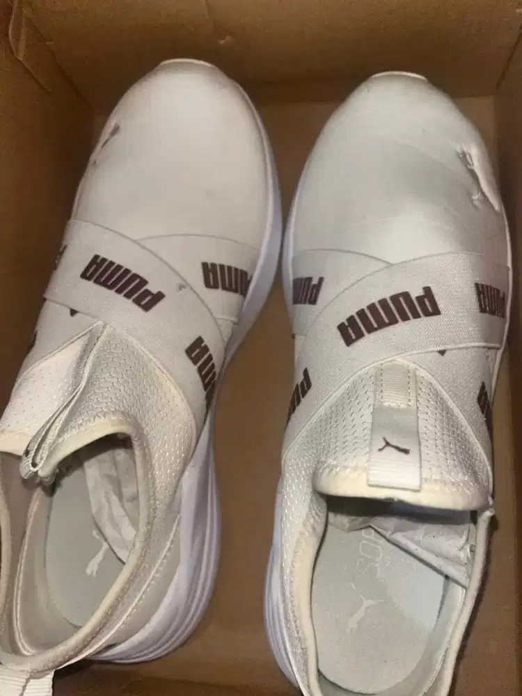Sepatu running puma ori
