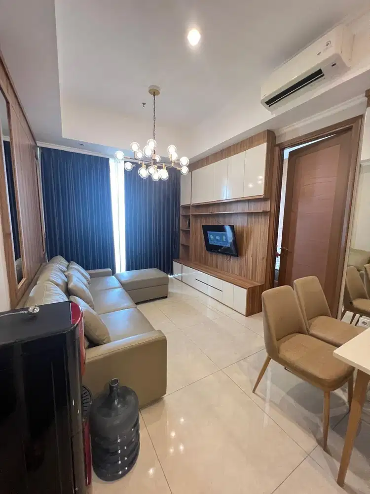 disewakan 2+1 bedroom condo full furnish taman anggrek residence