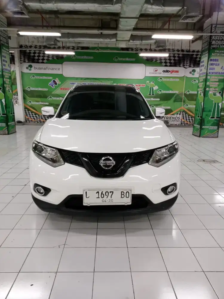 NISSAN XTRAIL 2.5 AT 2015 PUTIH