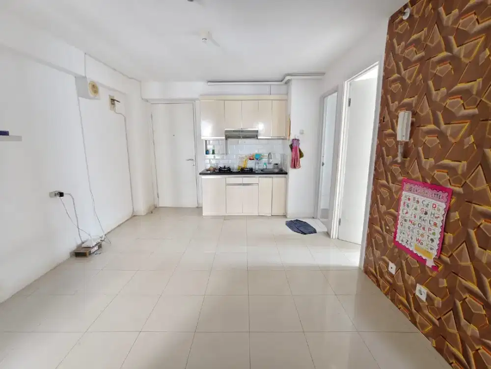 Disewakan 3BR Semi Furnished Apartment Bassura City, Murah