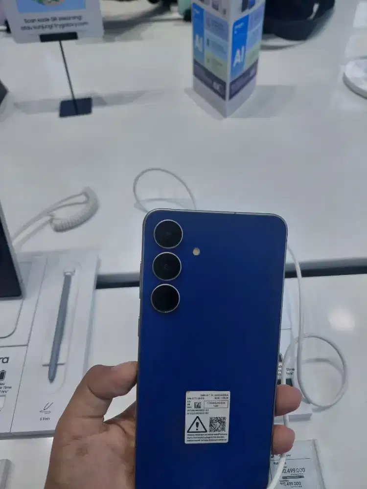 SAMSUNG S25 FE 128
