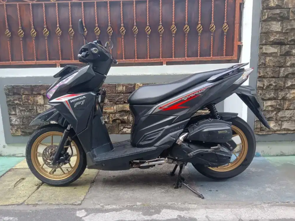 vario 125 led 2016 mulus bagus mesin sehat body ori