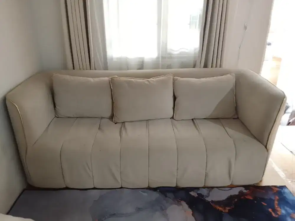 Dijual sofa 3 seater