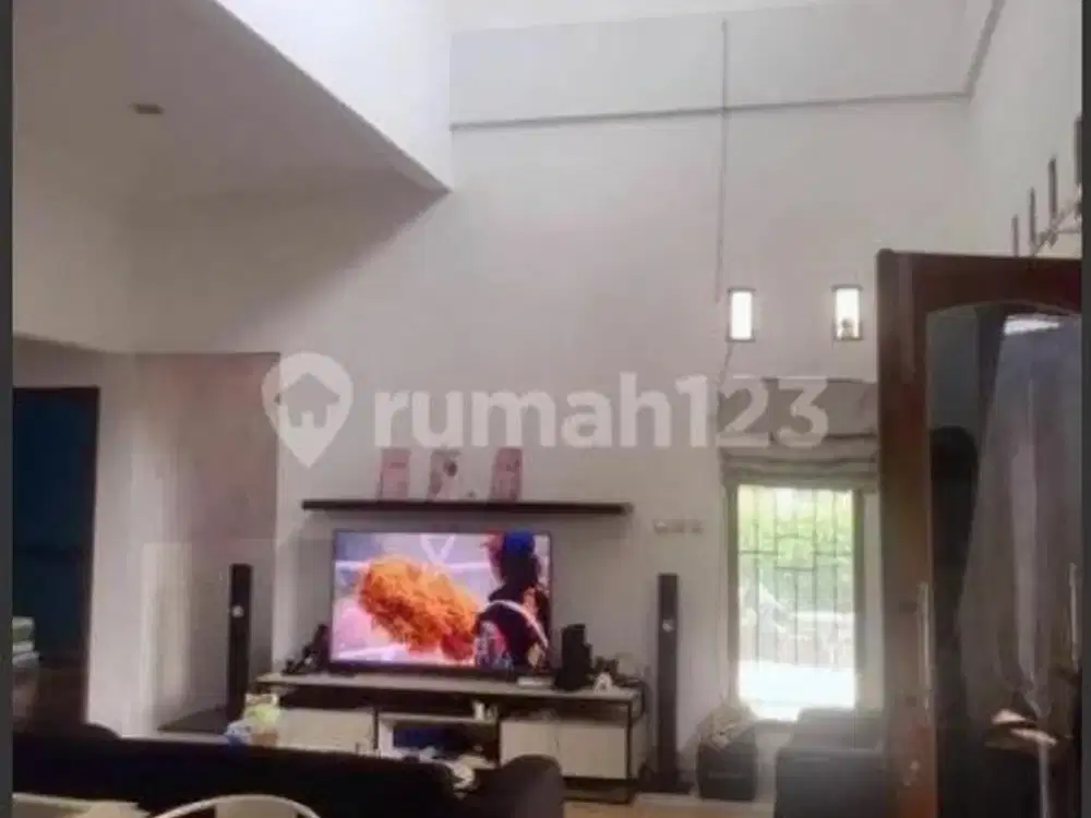 Dijual rumah siap huni dekat dengan tol kukusan dan kampus UI