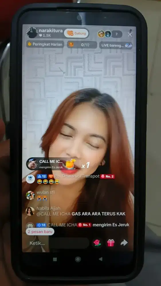 Host Live Chit Chat