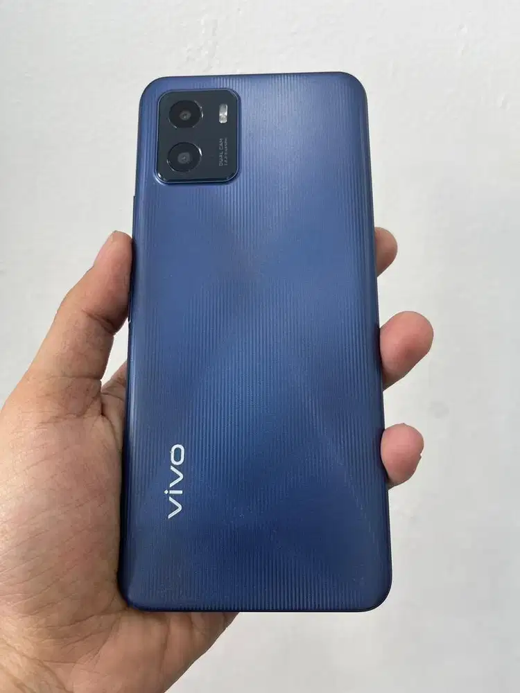 vivo y15s 3/64 seken