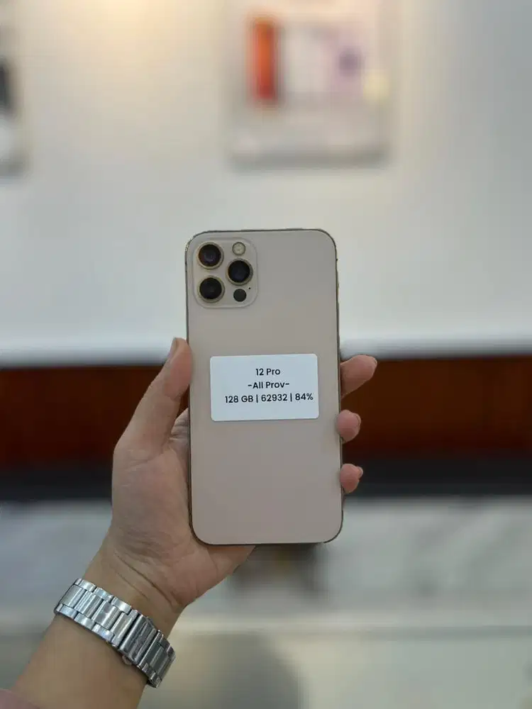 For sale !! iPhone 12 Pro 128Gb knter All Provider