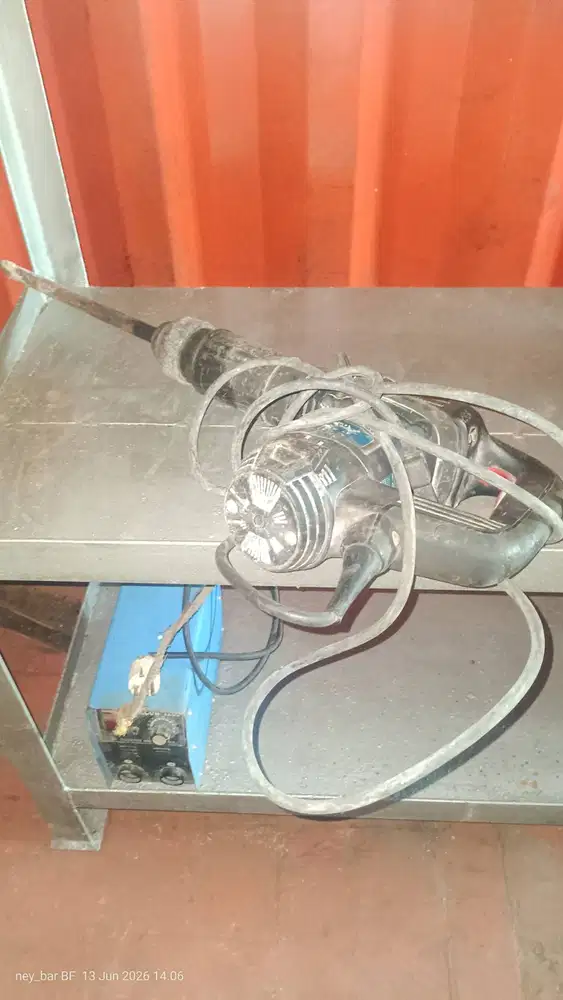 Hammer drill / mesin bor beton