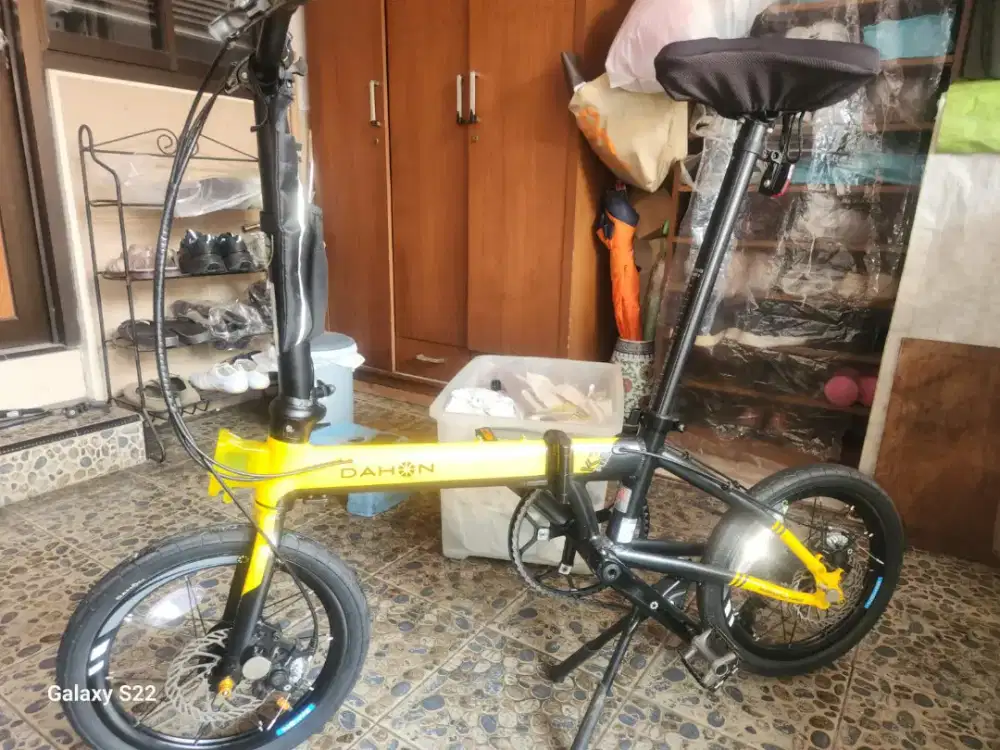 Dahon K3 Plus 16 inch.
