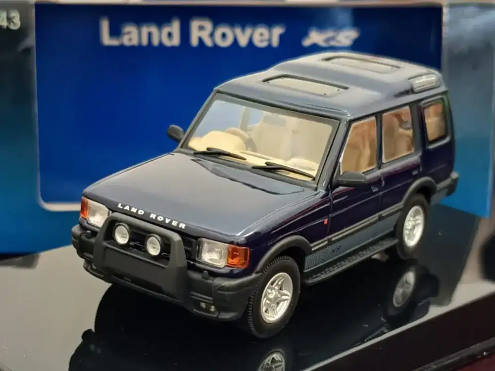 Koleksi Autoart Land Lover XS, 1/43
