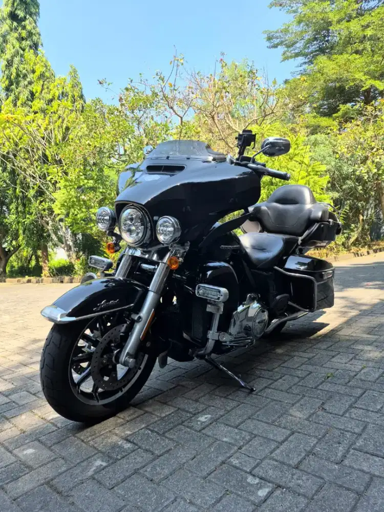 Harley Davidson ULTRA LIMITED M8 107ci,VIN 2018 5HD asia,odo 5 rb mls