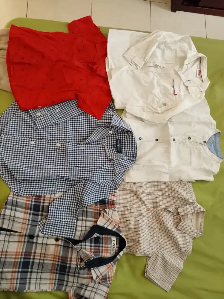 Kemeja anak 1-3tahun. Merk mix.