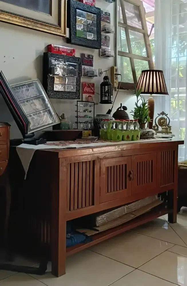 Meja almari jati vintage