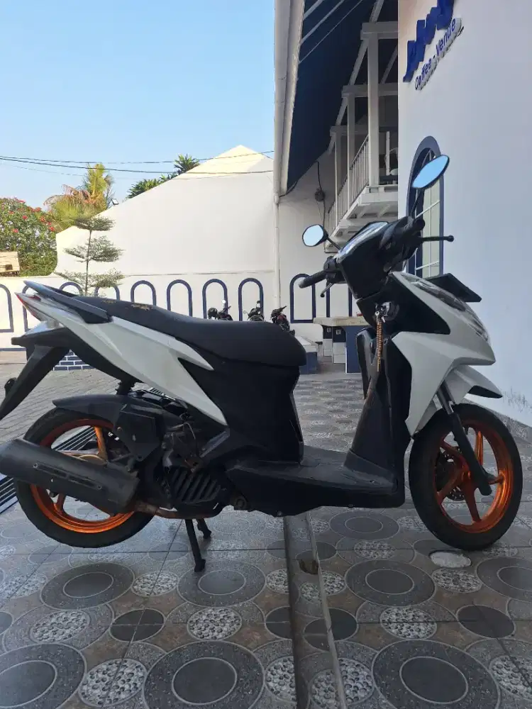 VARIO 125 OLD KZR