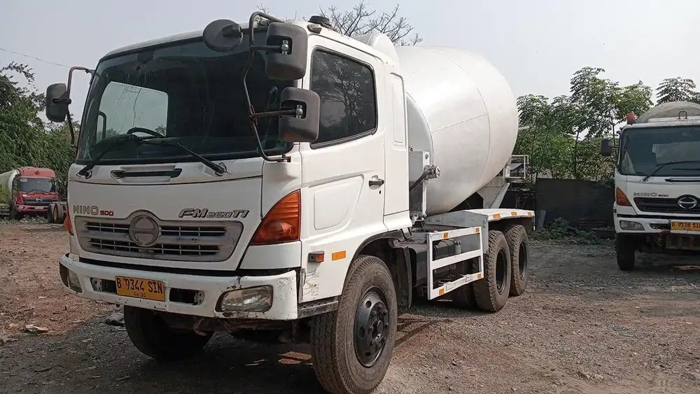 Hino FM 260 JM Mixer 2013 istimewa