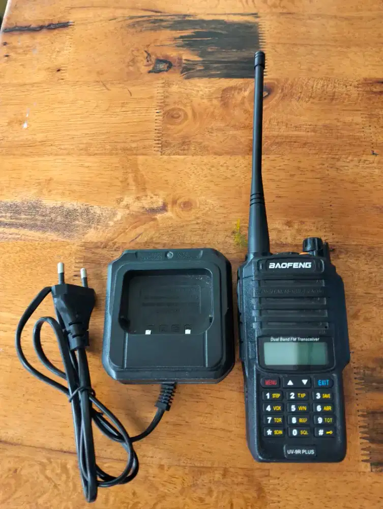 Jual HT Baofeng UV 9R Plus