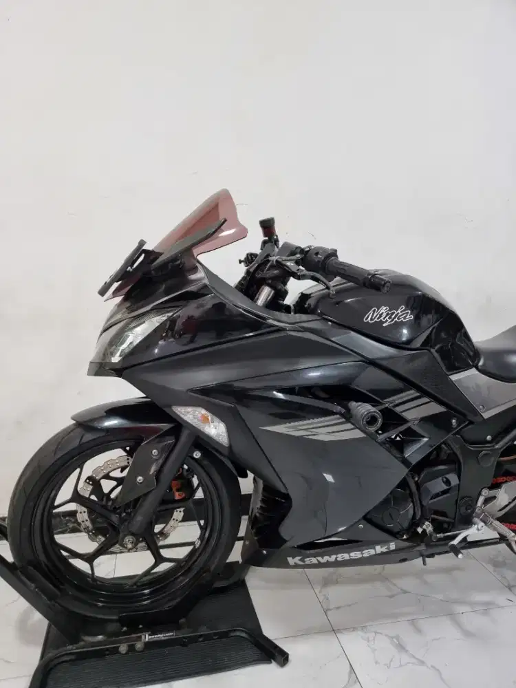 Kawasaki Ninja 250 Fi 2018 bln 3 Modif branded cakep siap gaspol