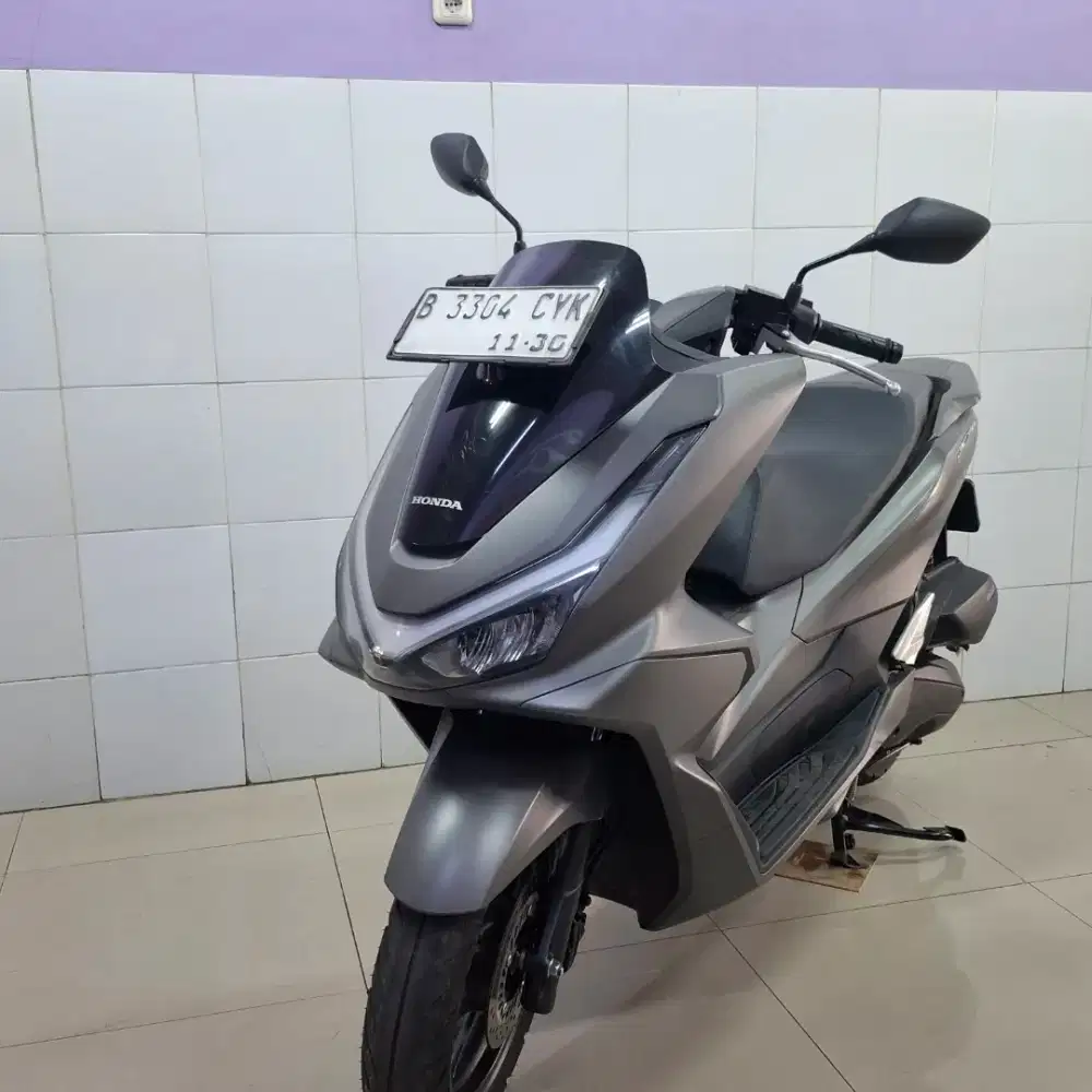 Honda pcx 160 cbs 2025 dp 1juta