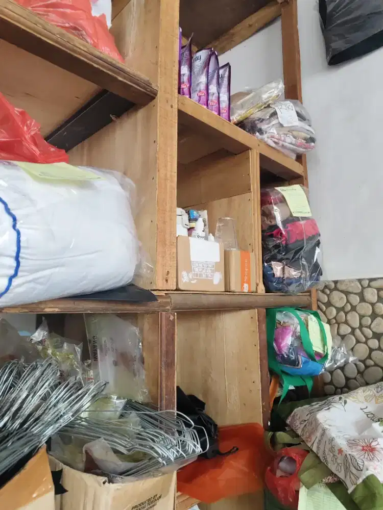 Karyawan laundry
