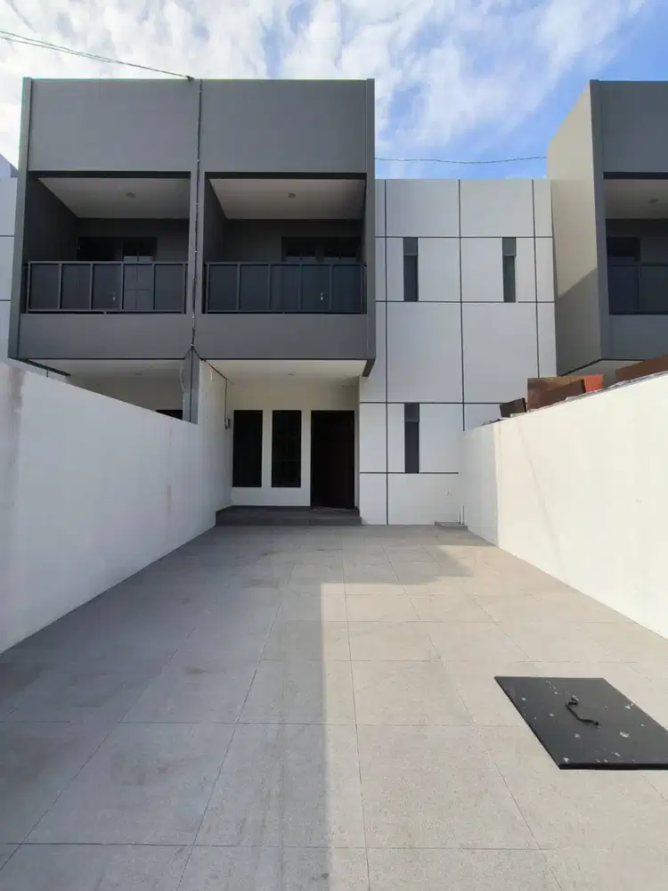 Rumah Di Lebak Arum Surabaya Baru Modern Minimalis Dan Bagus