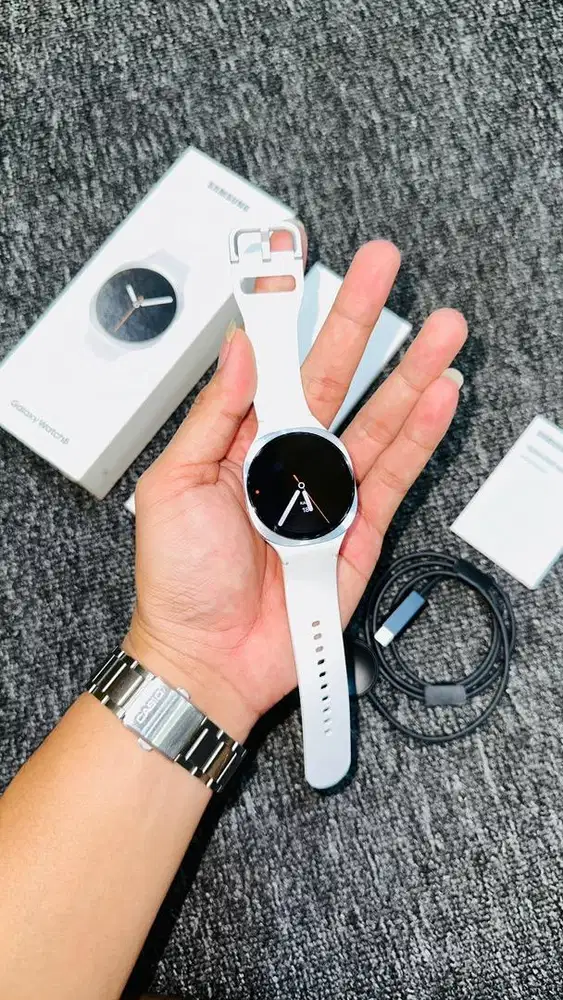 Samsung Watch 8 40mm Like new