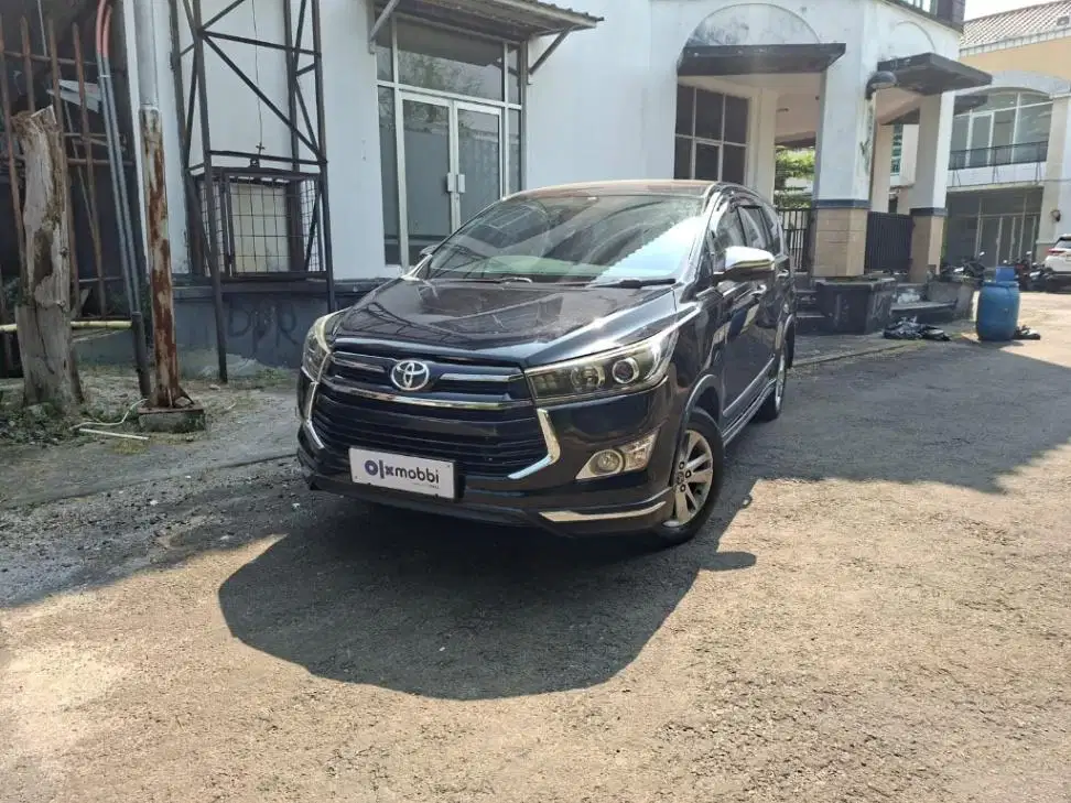 Pajak Panjang - Toyota Kijang Innova 2.0 G Bensin AT 2018 Hitam
