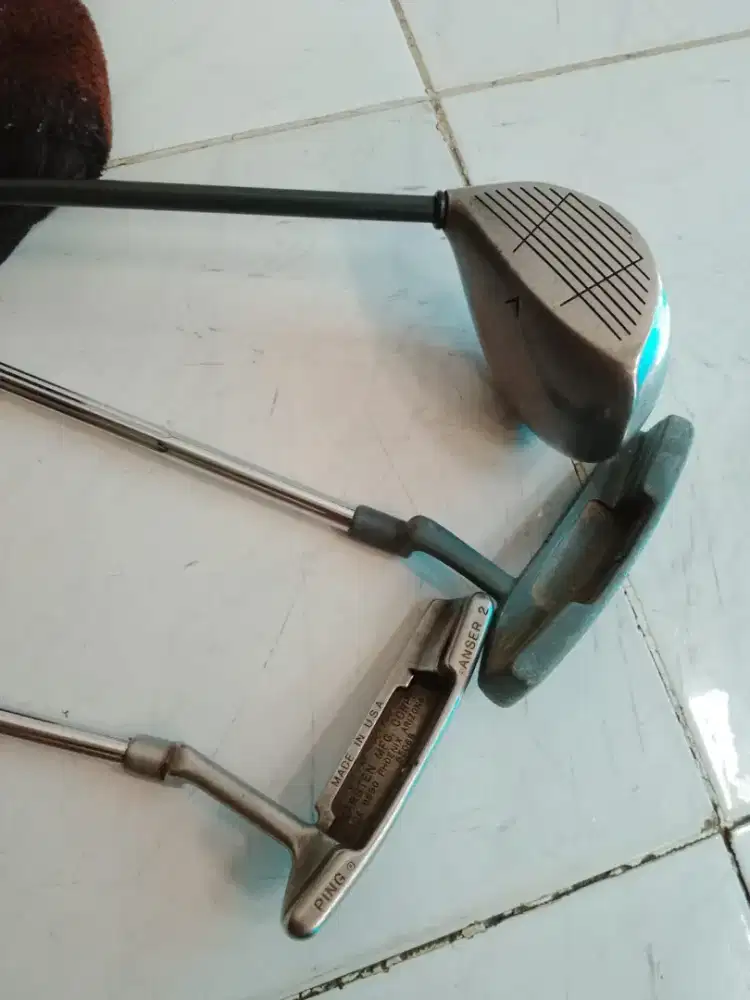 Jual stikgolf merk ping dan lainya ada 3batang lokasi pasarminggu jaks