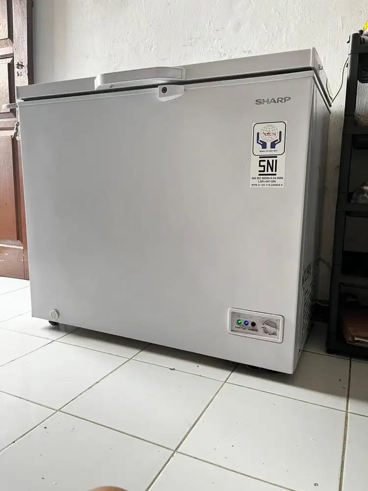 Freezer Sharp 190 L