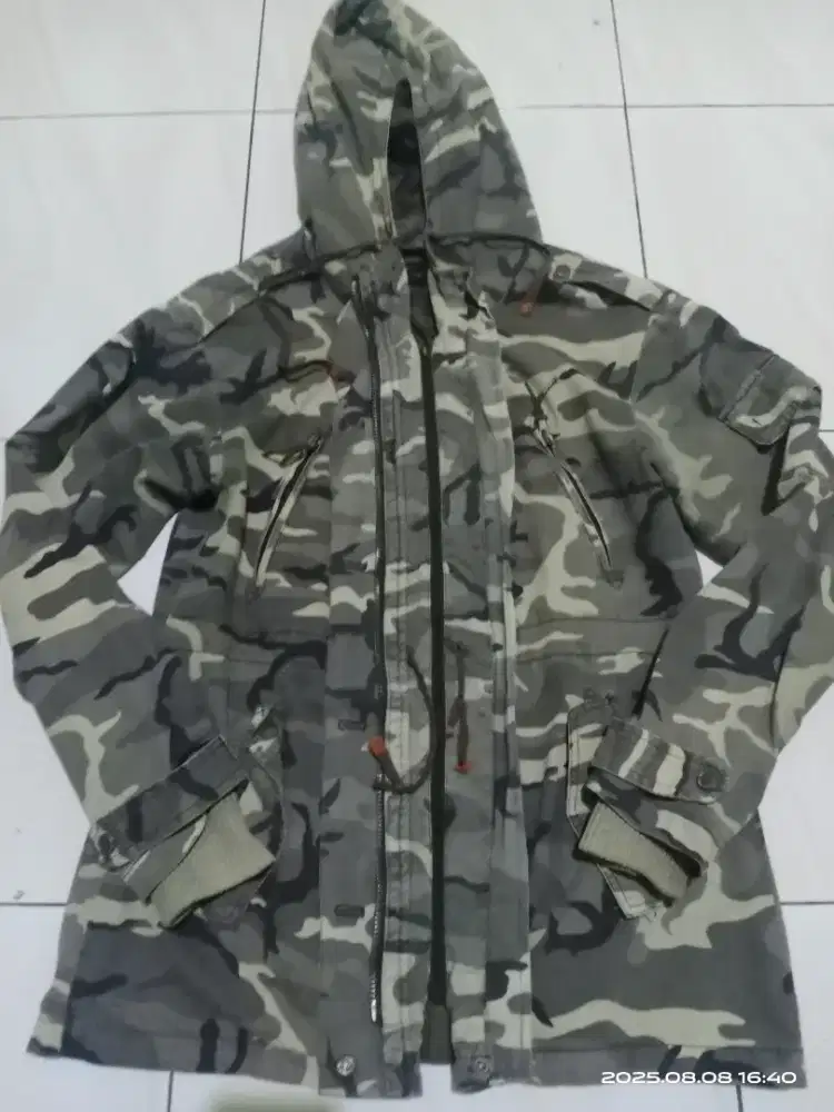 Jaket parka Zara Trafaluc Camo Army Hoodie TRF outerwear Original