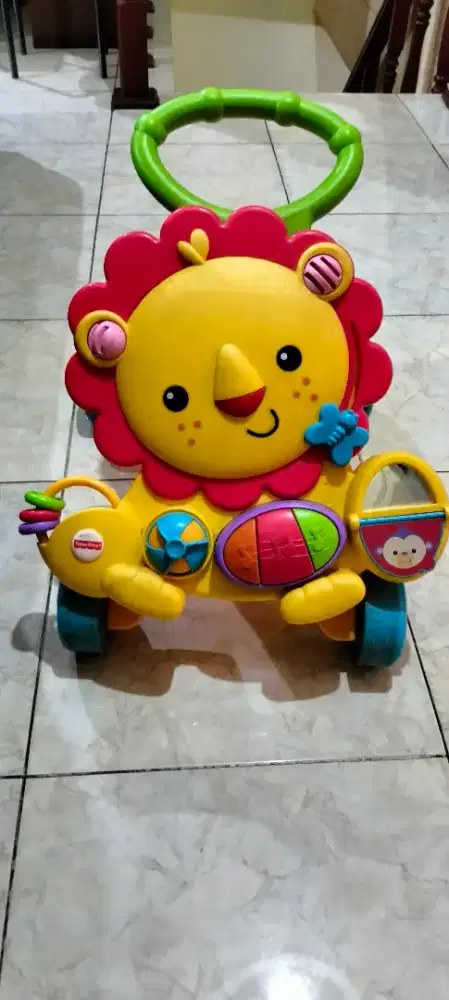 Push walker / alat belajar jalan