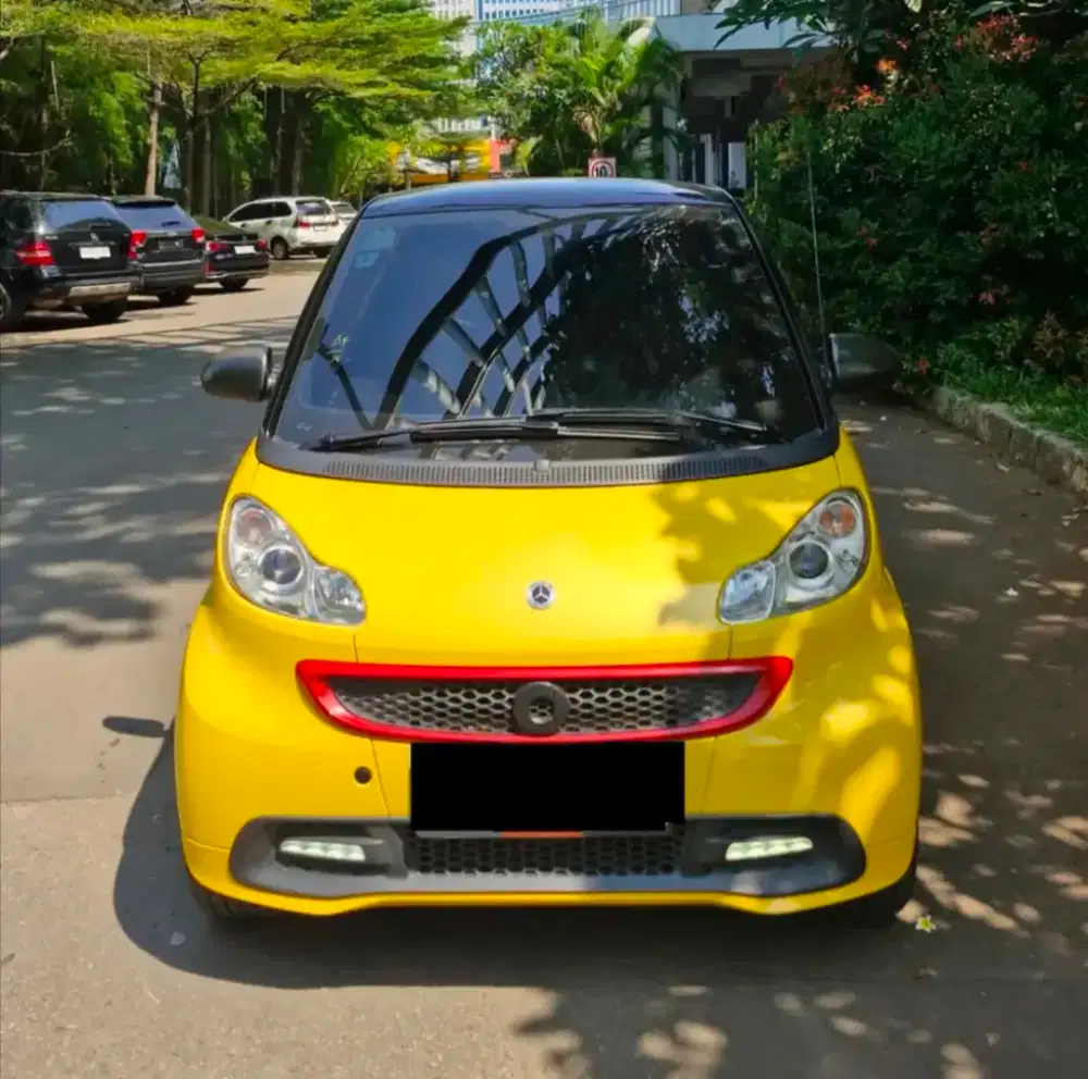 Smart for two Nik 2013
Yellow KM 27rb Antikkk