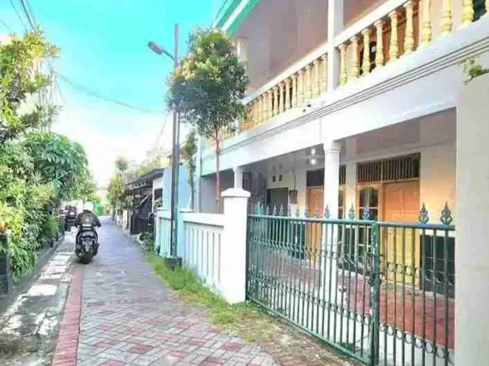 Rumah kos, 2 lantai, lokasi di kodya Yogyakarta dkt XT SQUARE, RSI HIDAYATULLAH