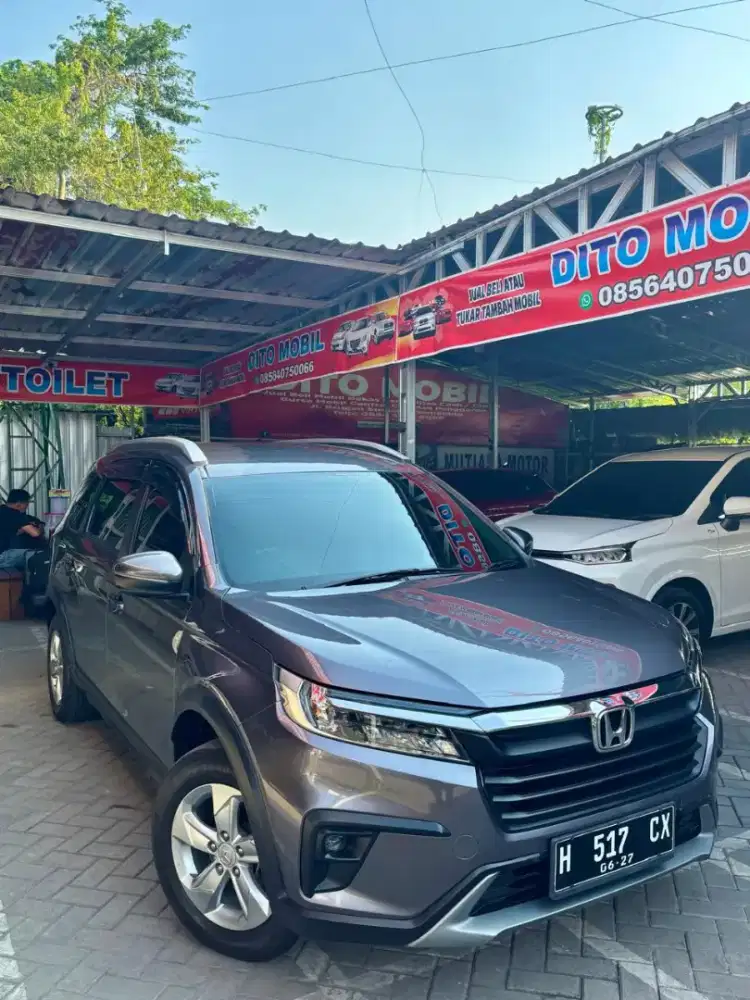 TDP 15 Juta ! BR-V 1.5 E matic CVT Automatic 2022 LOW KM pajak panjang