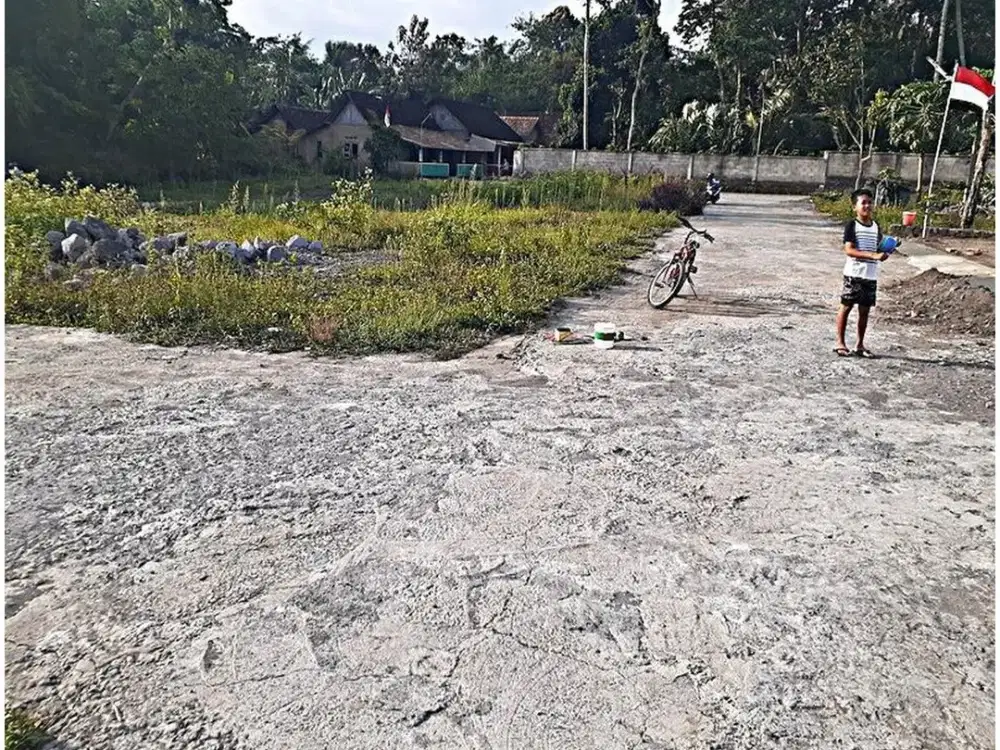 Barat Taman Denggung Tanah Jogja Jl. Purbaya