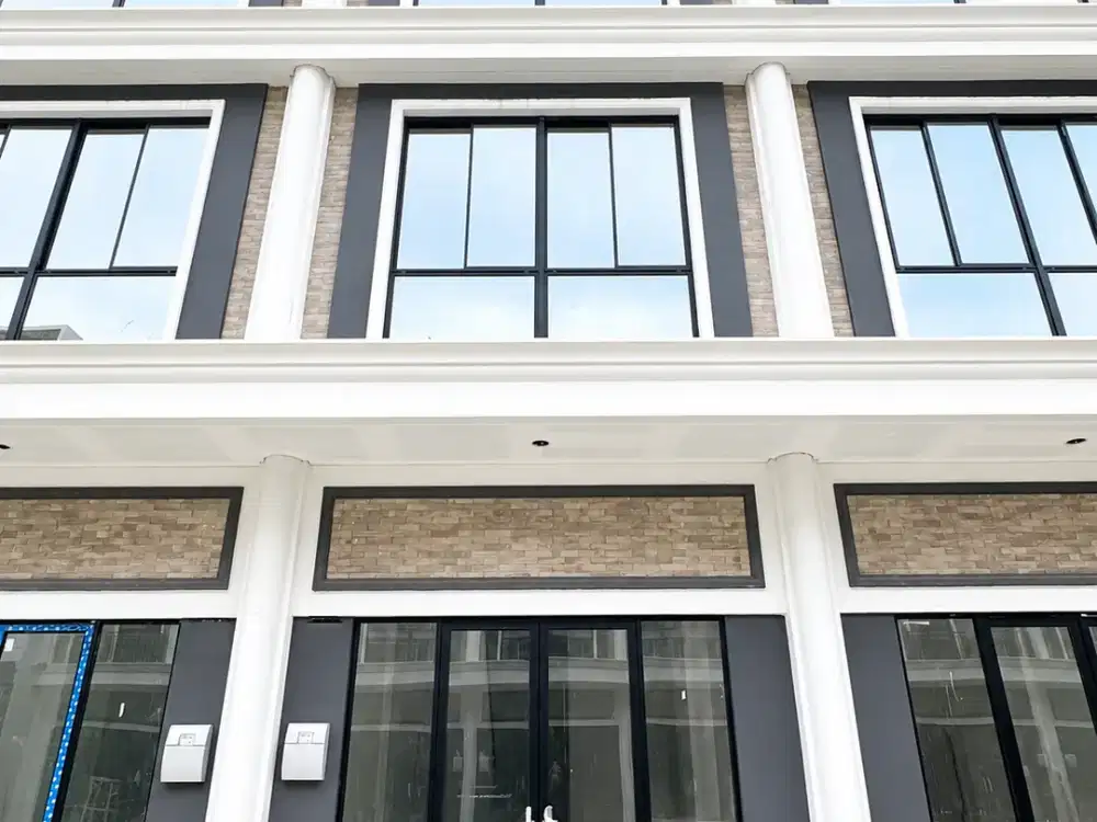 Ruko 3LT Harvard Market PIK2 67,5m² 4,5x15  Siap Pakai Strategis