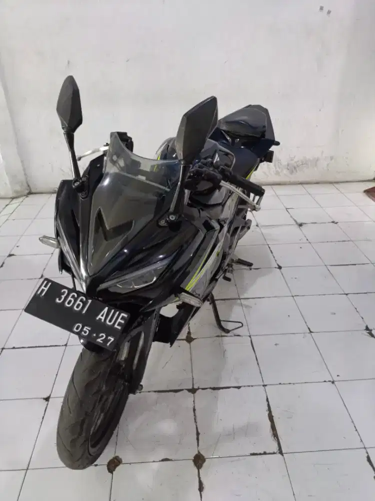 honda cbr thn 2016 hitam