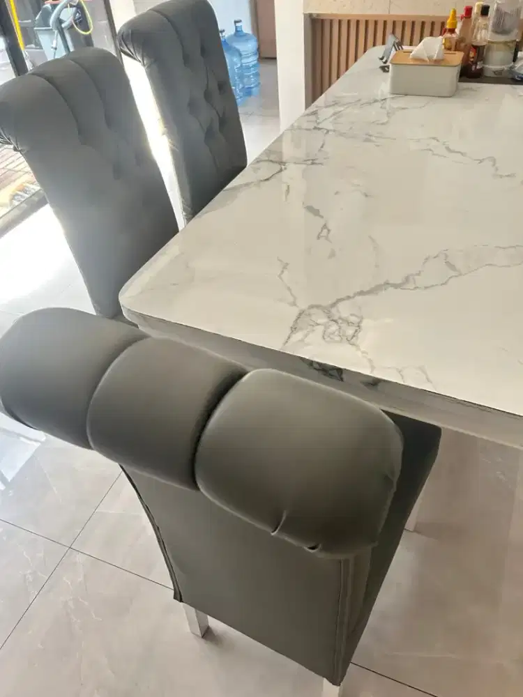 MEJA MAKAN PREMIUM