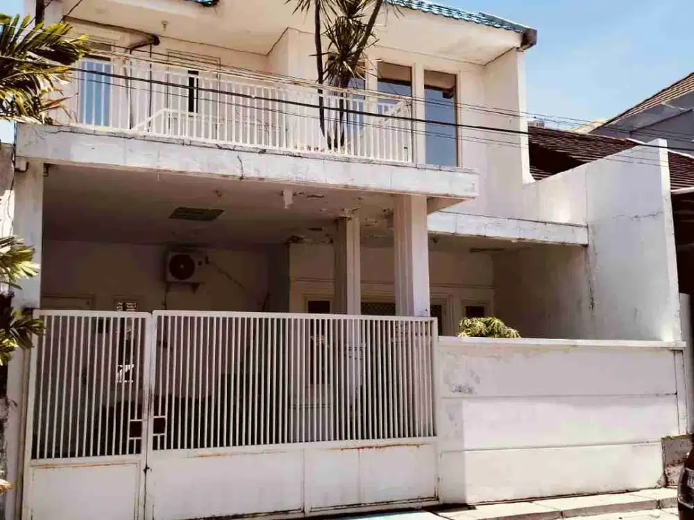 Dijual Rumah 2 Lantai Semi Furnished Di Surabaya Timur