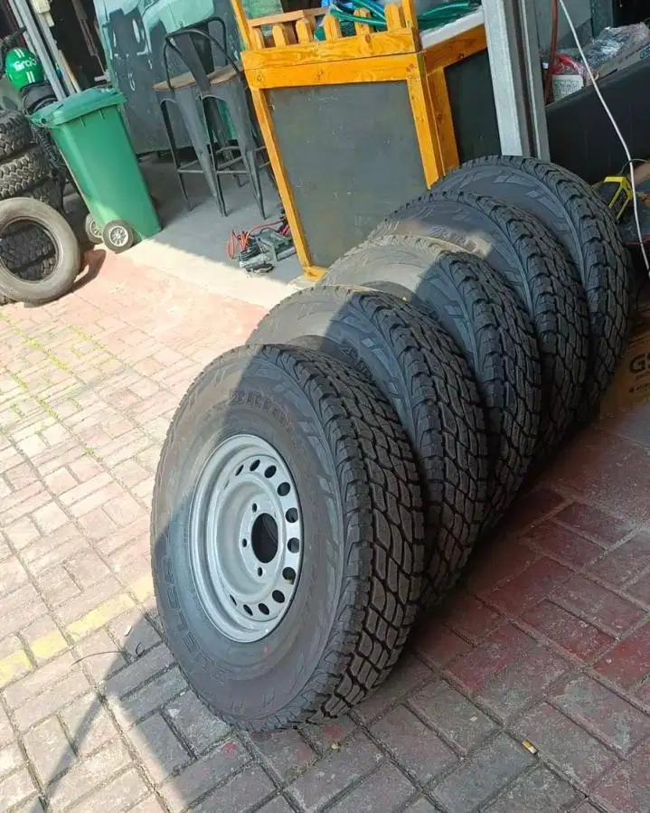 BAN BRIDGESTONE DUELER AT 225/96 R16